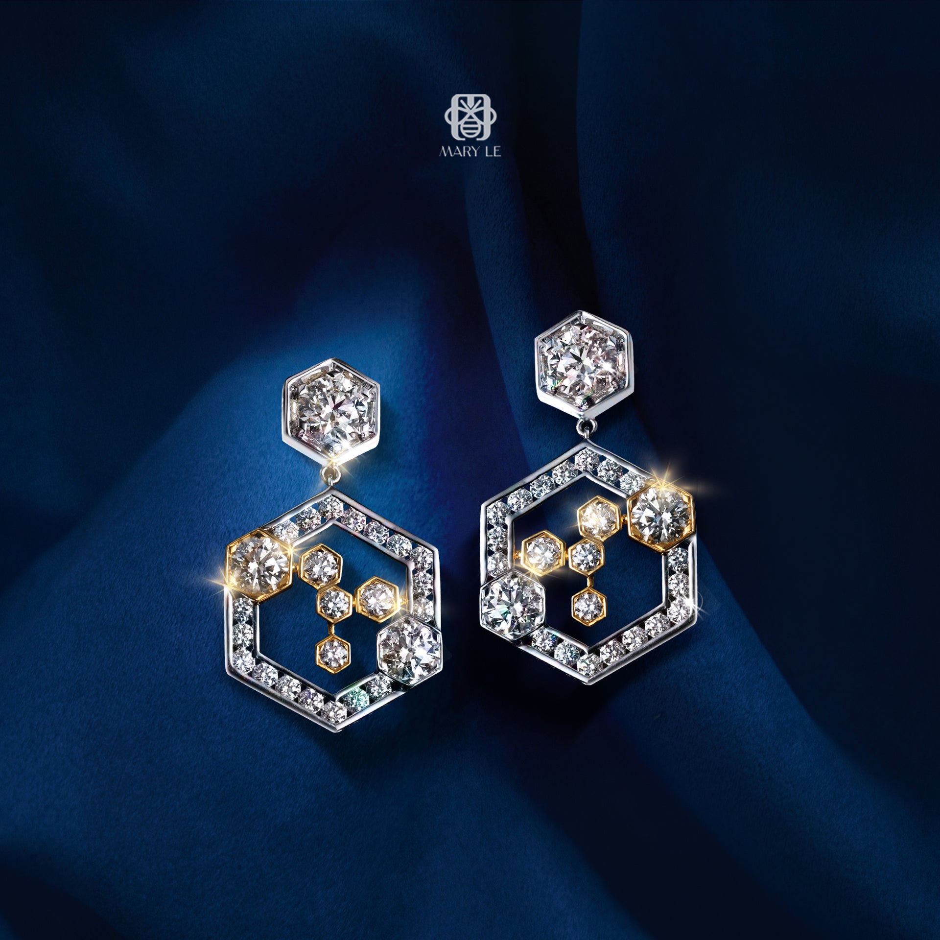 Bee The One Earrings | M509