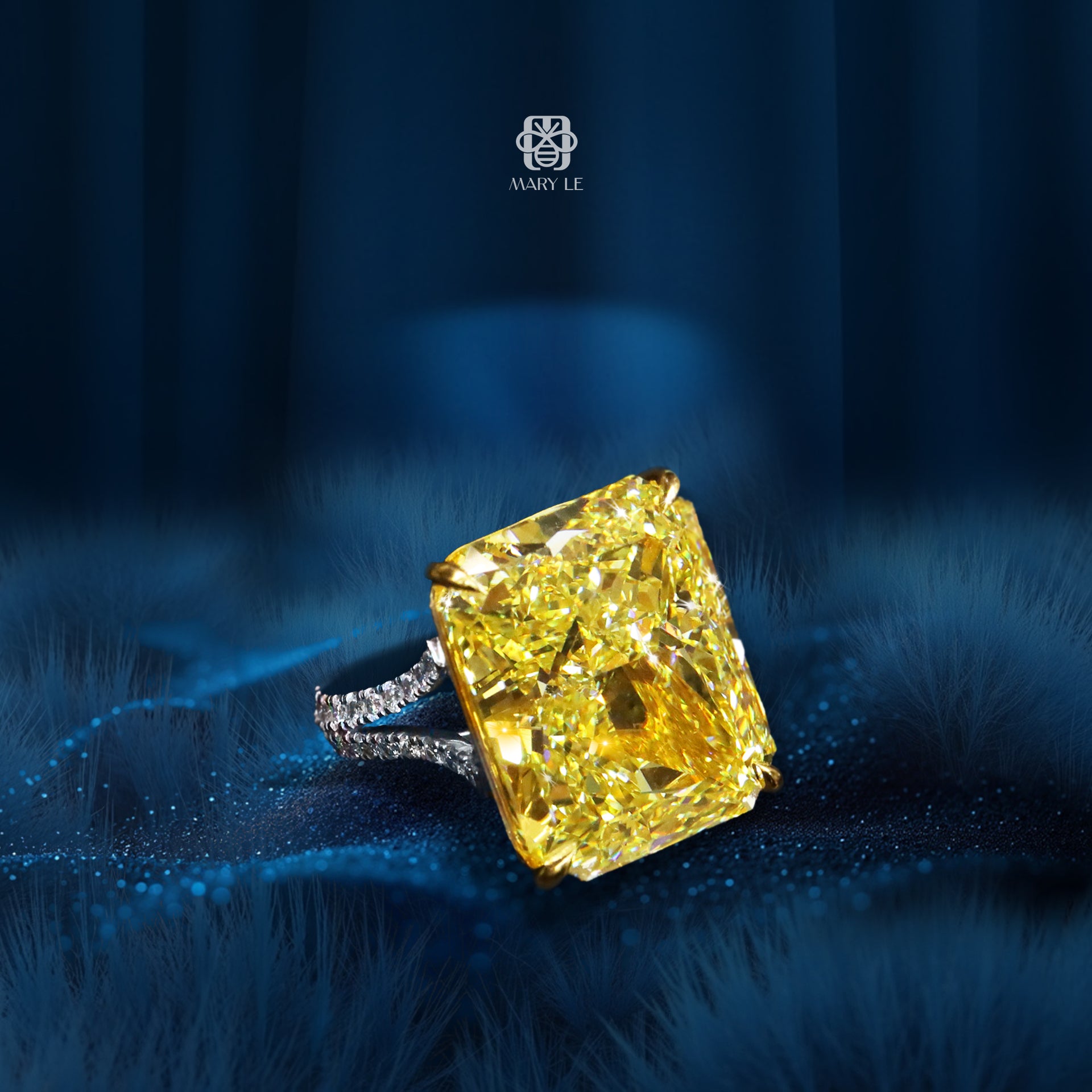 Luxe-Lumière Ring | M200