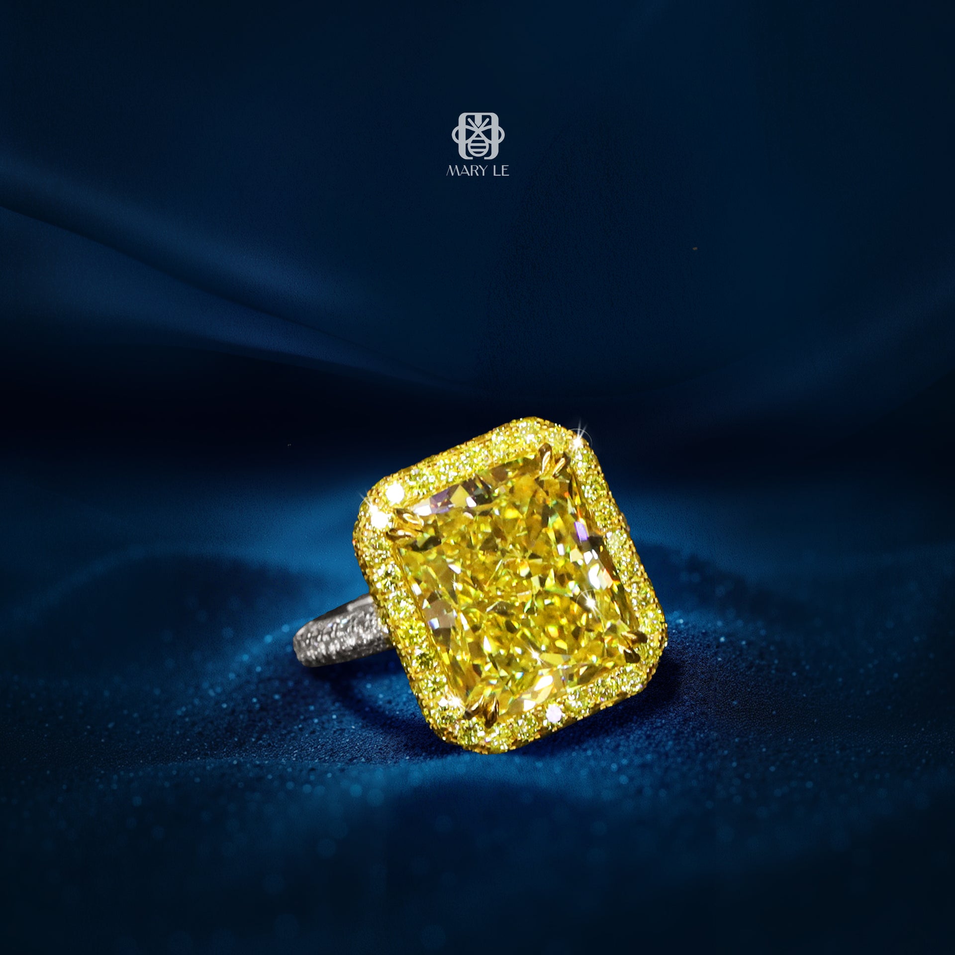 Luxe-Lumière Ring | M213