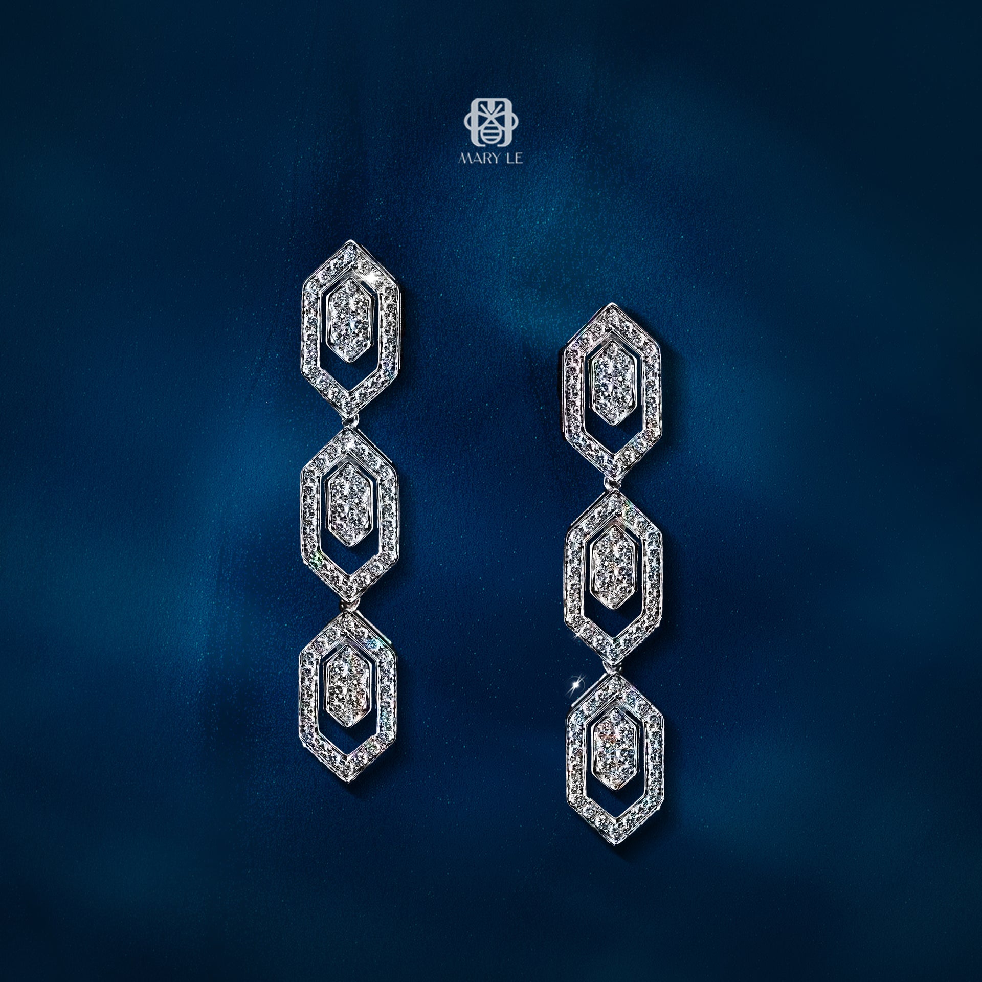 Art Deco Drop Diamond Necklace & Earrings | M260
