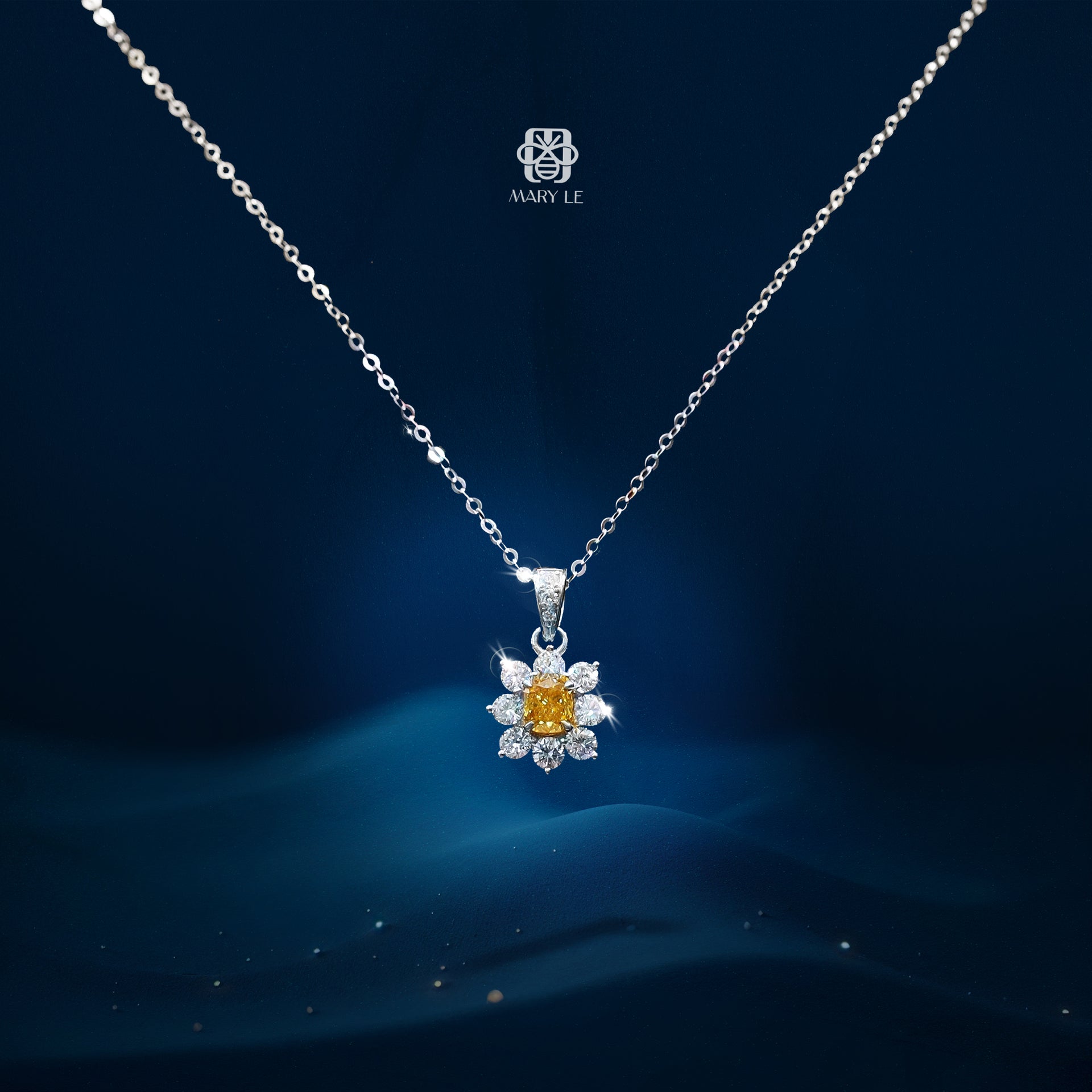 Solar Blossom Fancy Vivid Diamond Pendant | M358