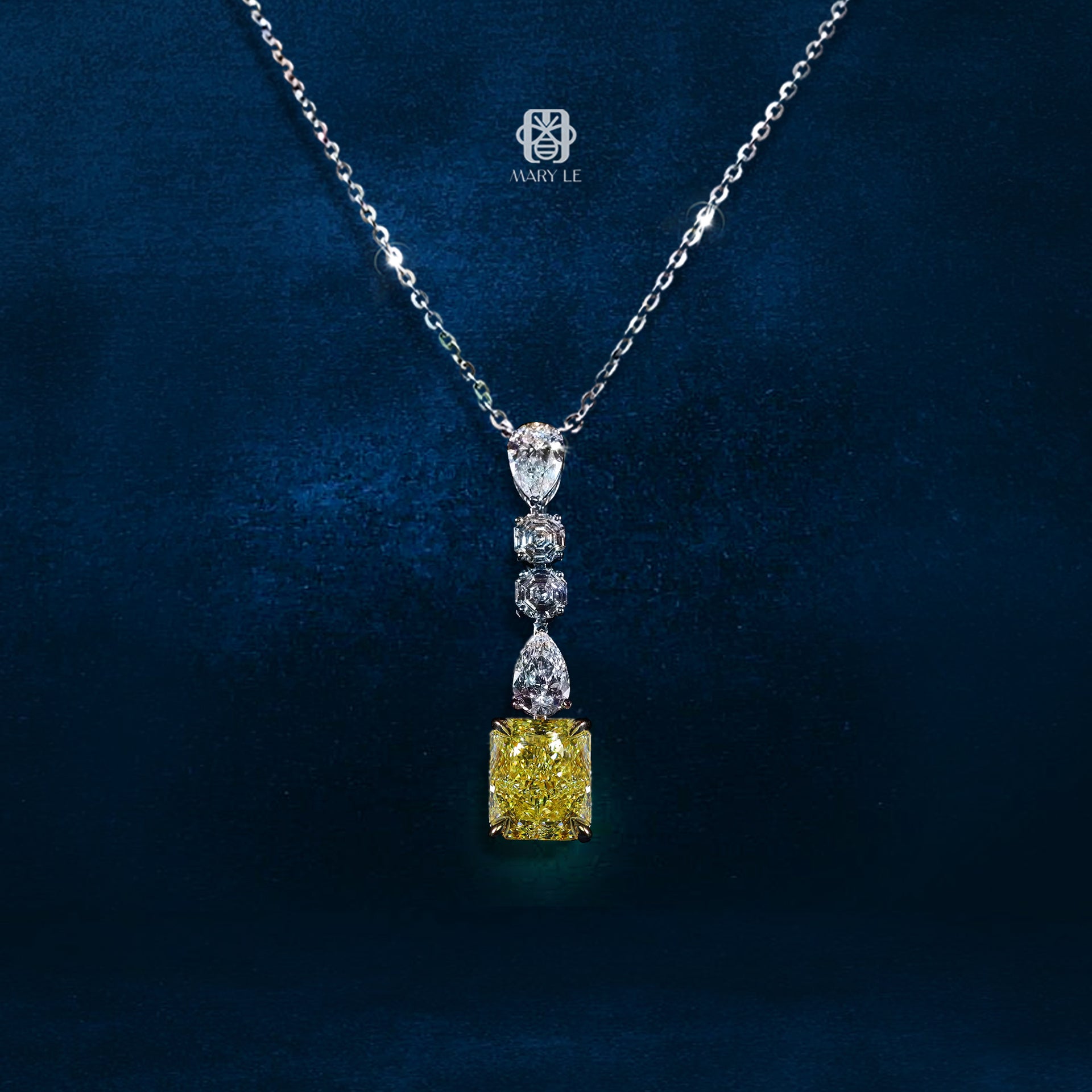 Classic Mary Le Cut-Cornered Rectangular Yellow Diamond Necklace I M399