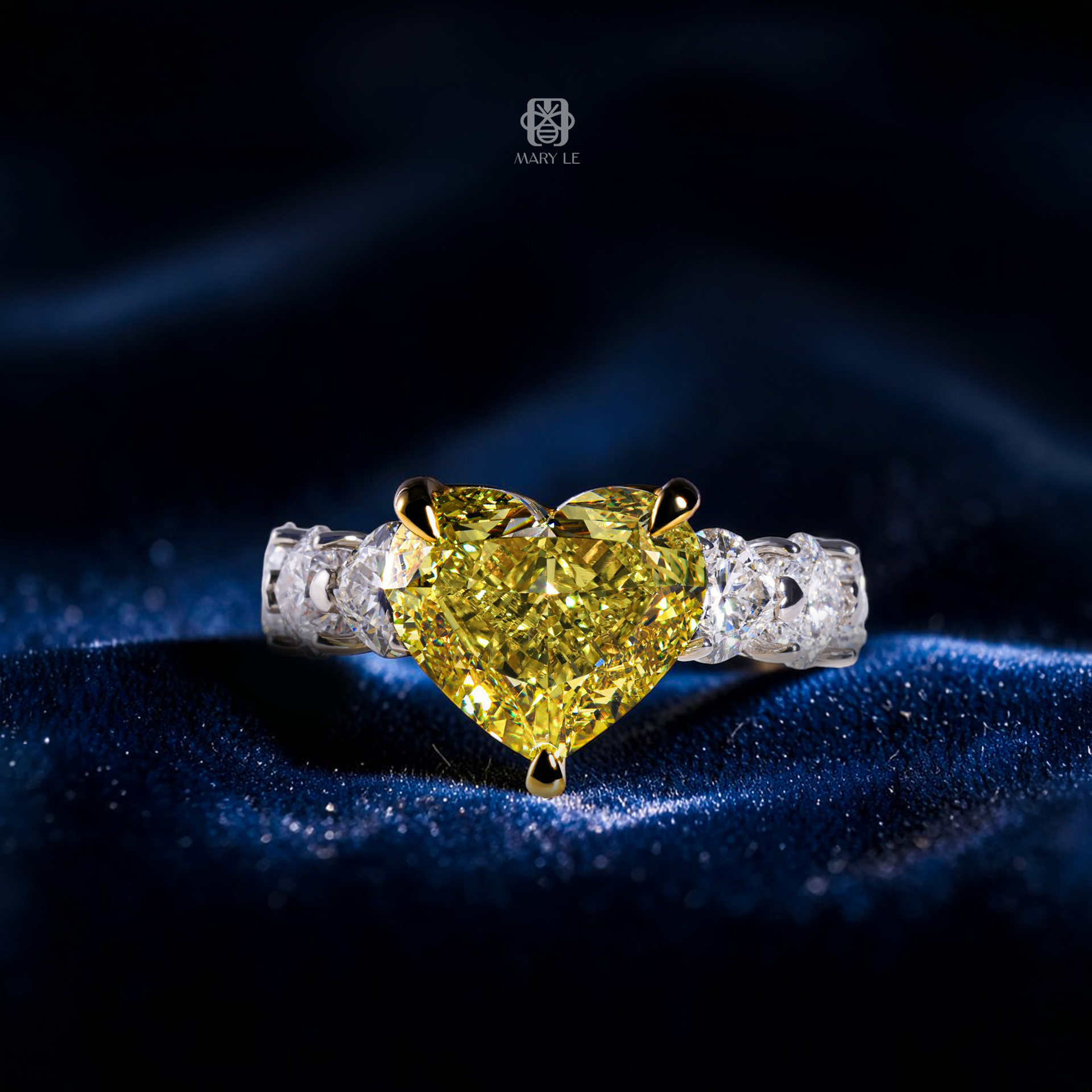 Royal Heart Ring | M466