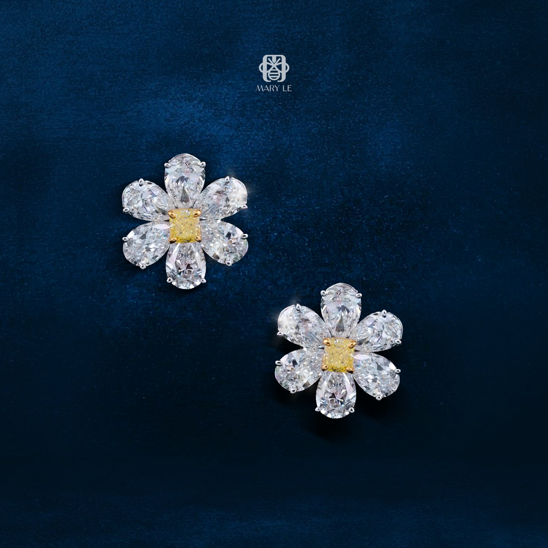 Lily Earrings | M545