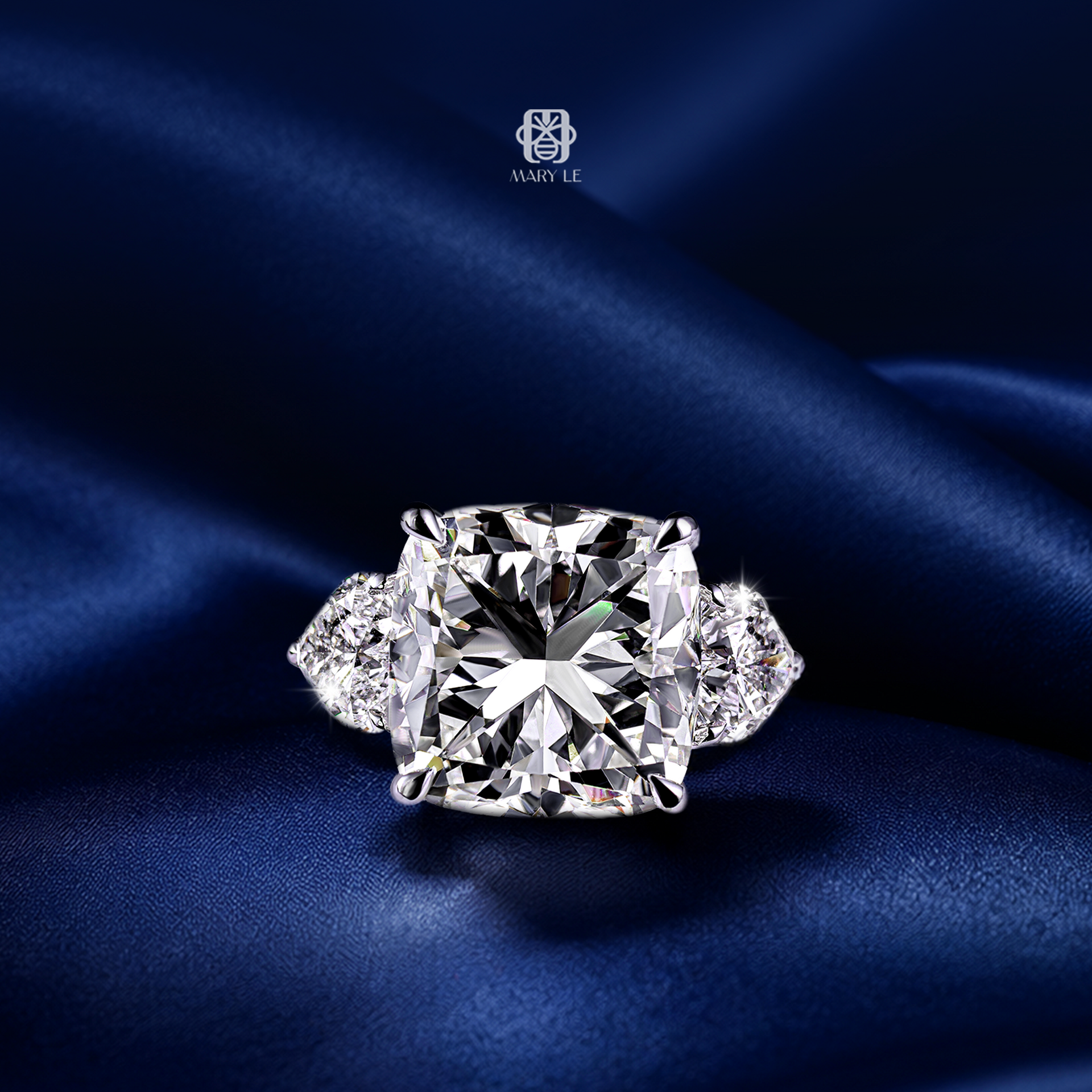 Timeless Cushion Triology Diamond Ring | M566