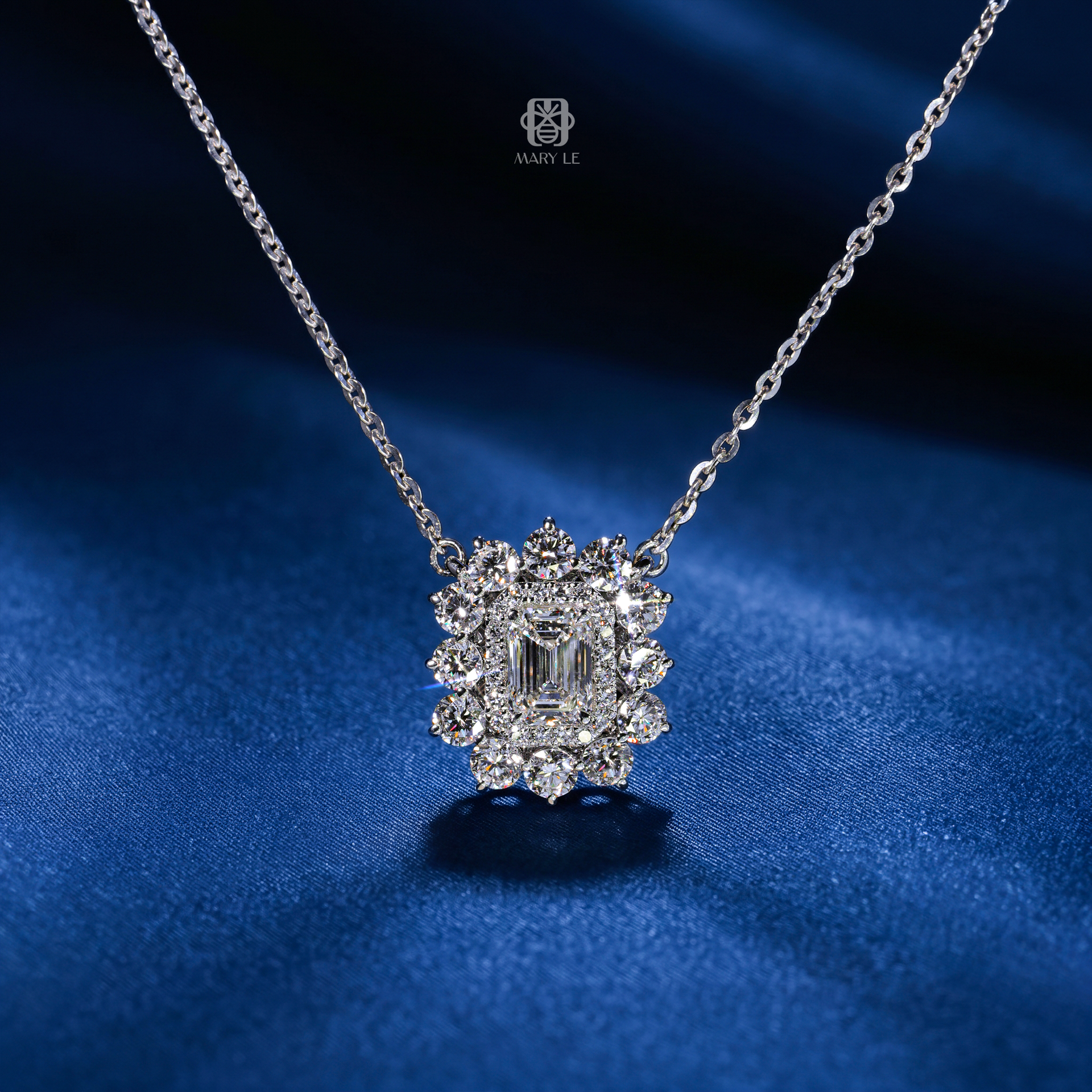The Emerald Bloom | M572
