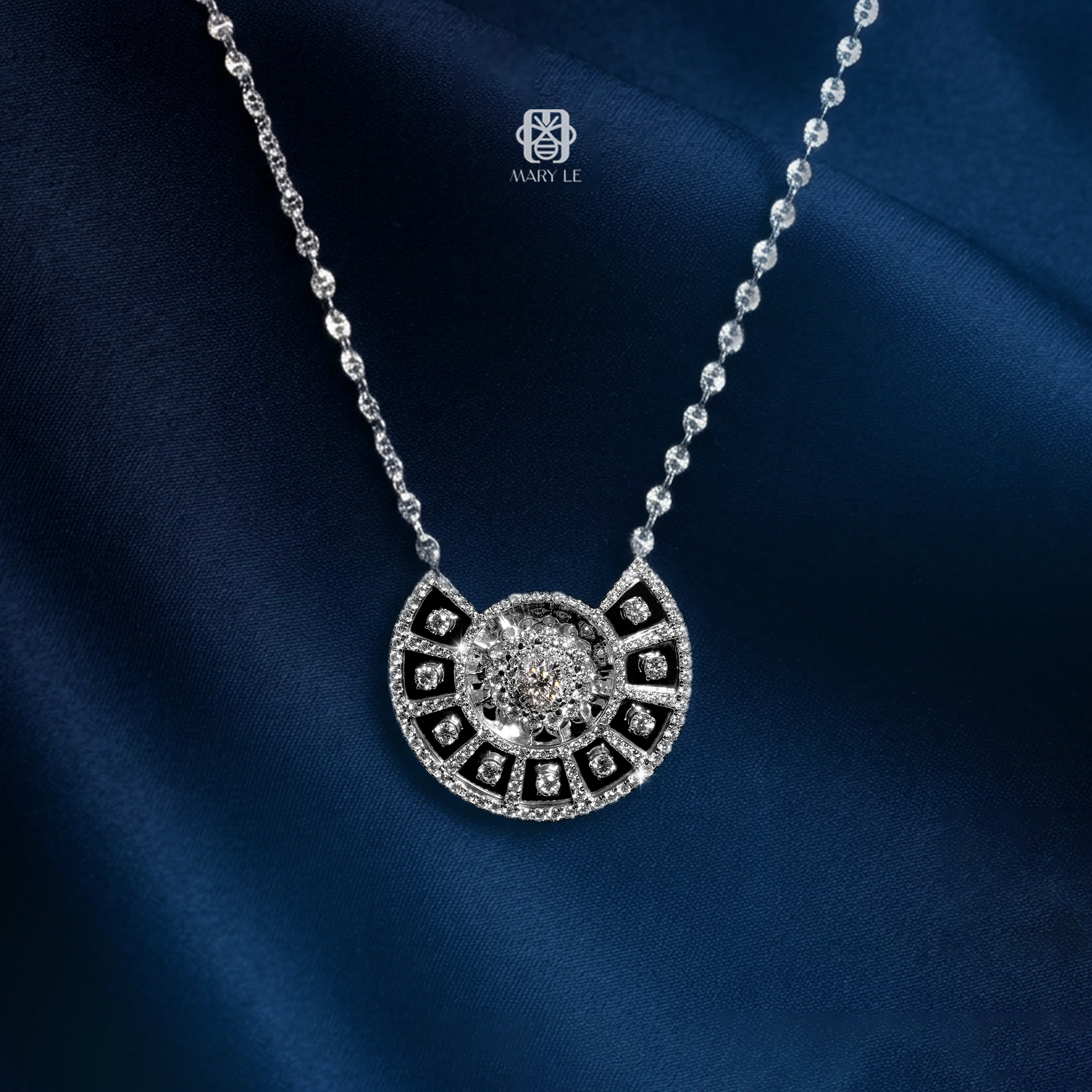 La Maison de l'Opéra Diamond Necklace | M579