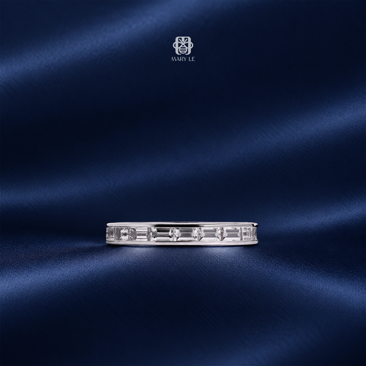 Horizon Baguette Eternity Ring | M622